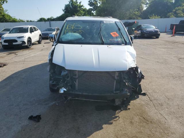 2015 CHRYSLER TOWN & COU 2C4RC1CG4FR509942