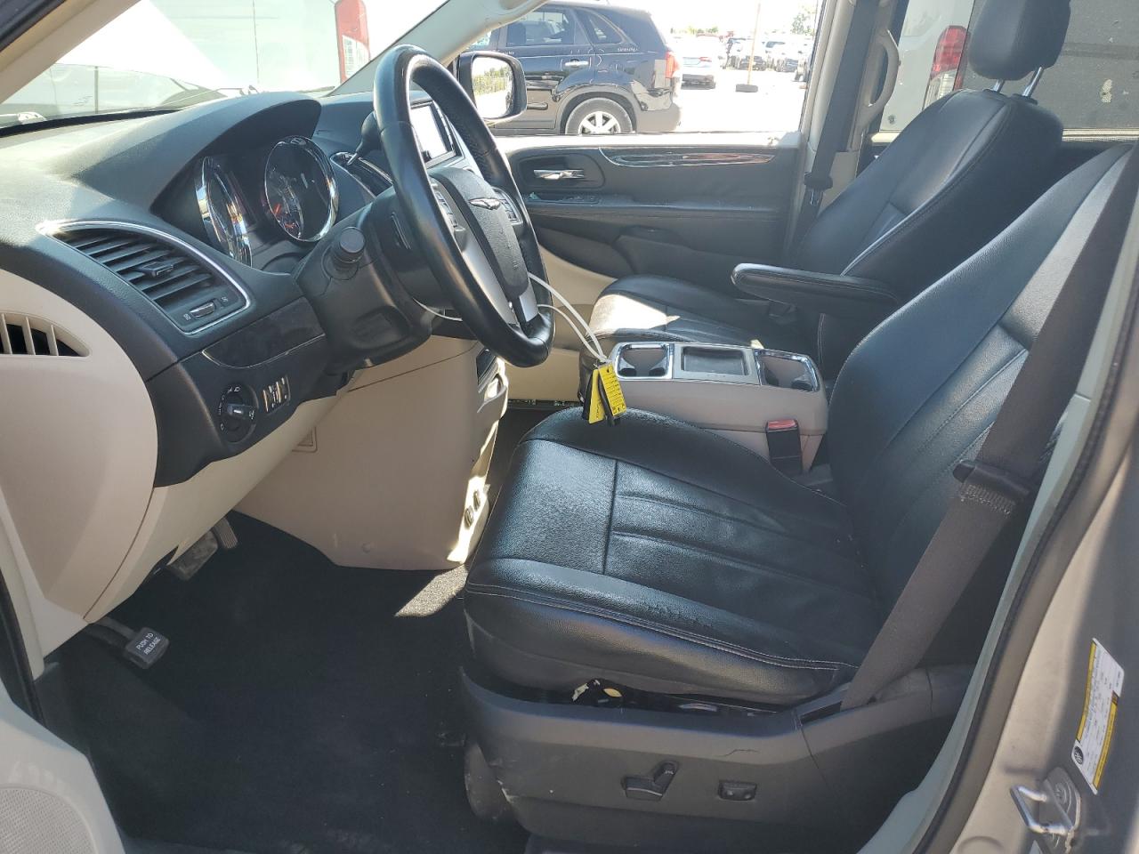 CHRYSLER TOWN & COUNTRY TOURING