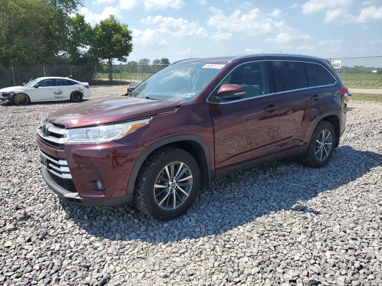 TOYOTA HIGHLANDER SE