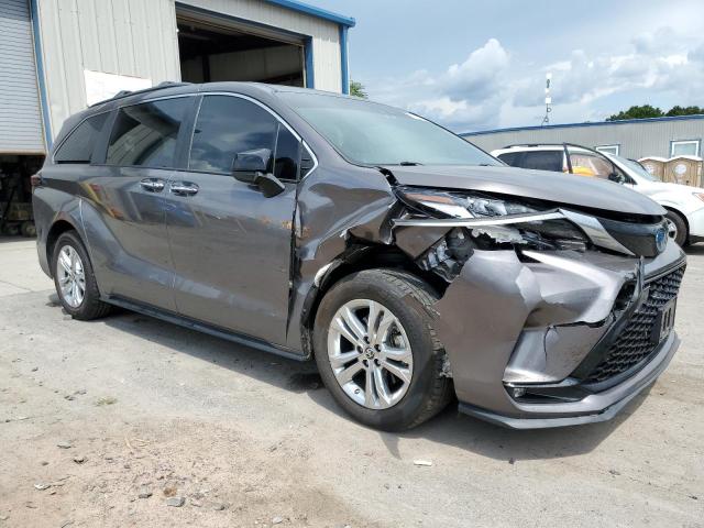 2022 TOYOTA SIENNA XSE 5TDDSKFC9NS057763