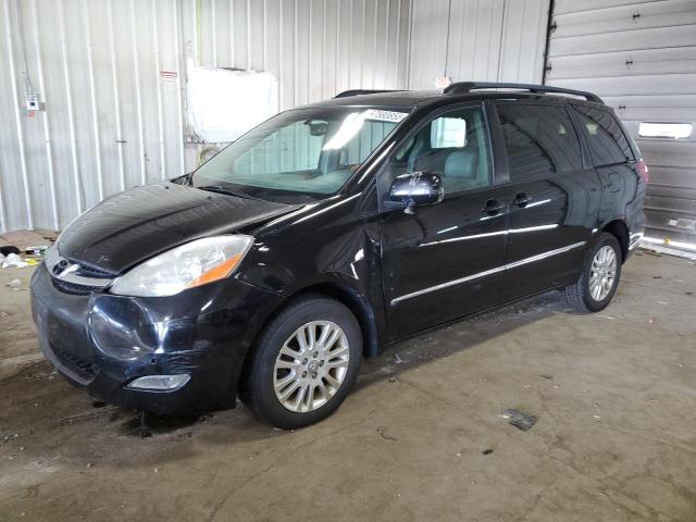 TOYOTA SIENNA XLE