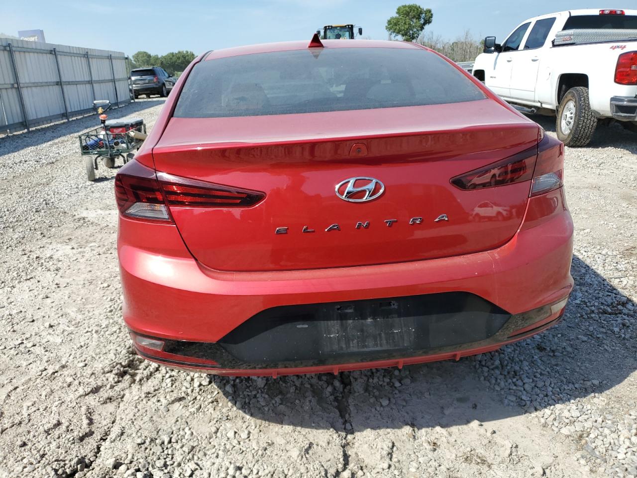 HYUNDAI ELANTRA SEL