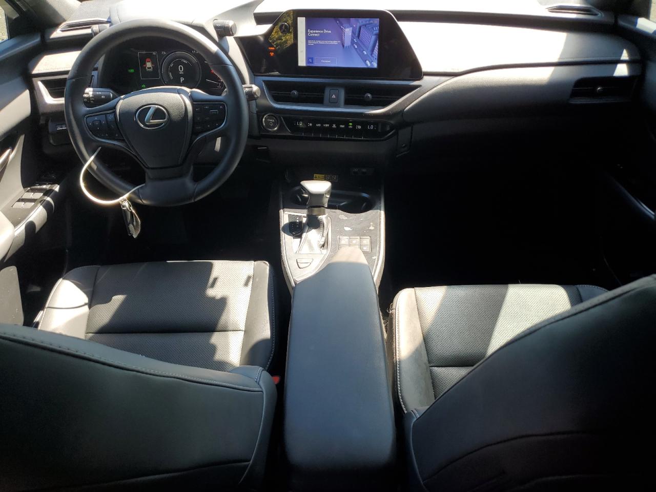 LEXUS UX 250H PREMIUM