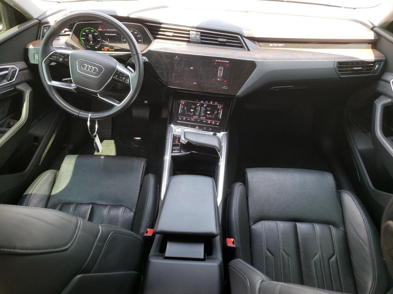 AUDI E-TRON PRESTIGE