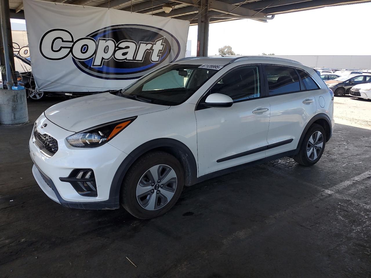 KIA NIRO LX