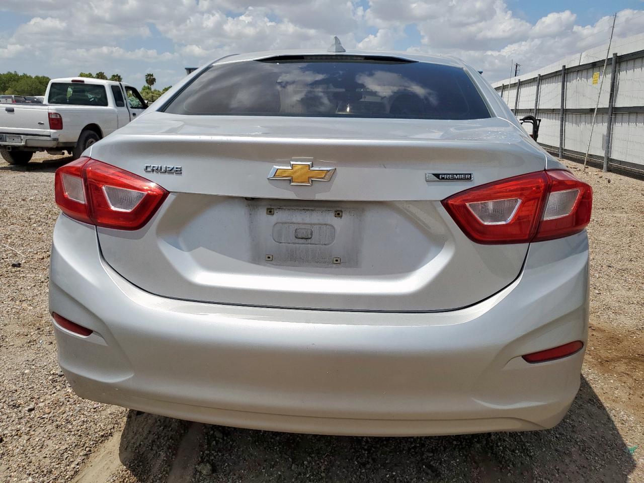 CHEVROLET CRUZE PREMIER