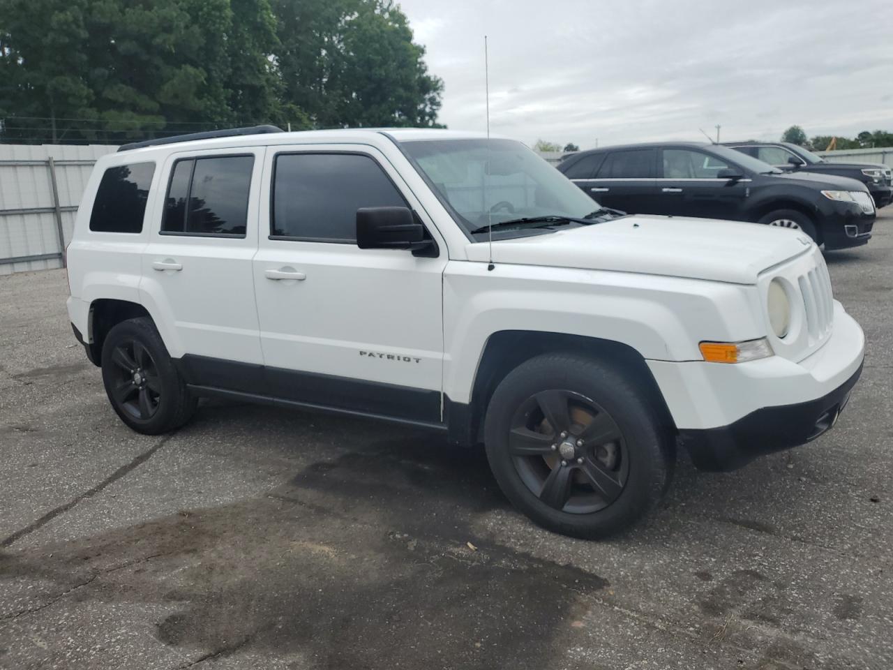 Lot #3305324333 2014 JEEP PATRIOT LA