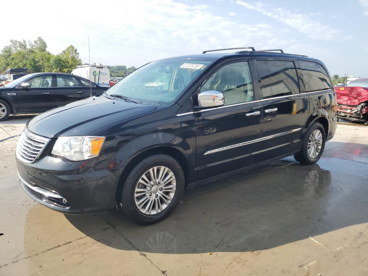 CHRYSLER TOWN & COUNTRY TOURING L