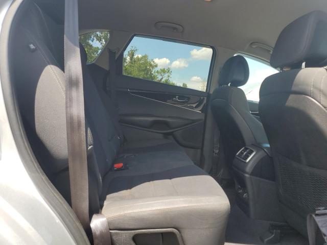 2016 KIA SORENTO LX - 5XYPG4A59GG110111