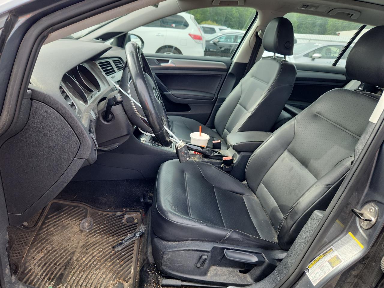 VOLKSWAGEN GOLF SPORTSVAN TDI S