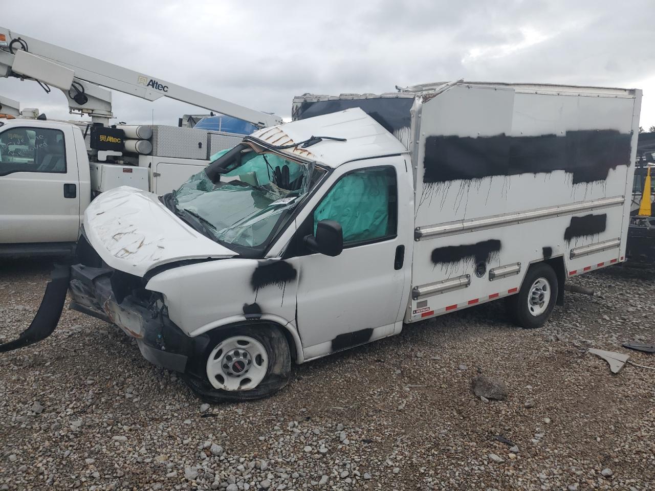 GMC SAVANA CUTAWAY G3500