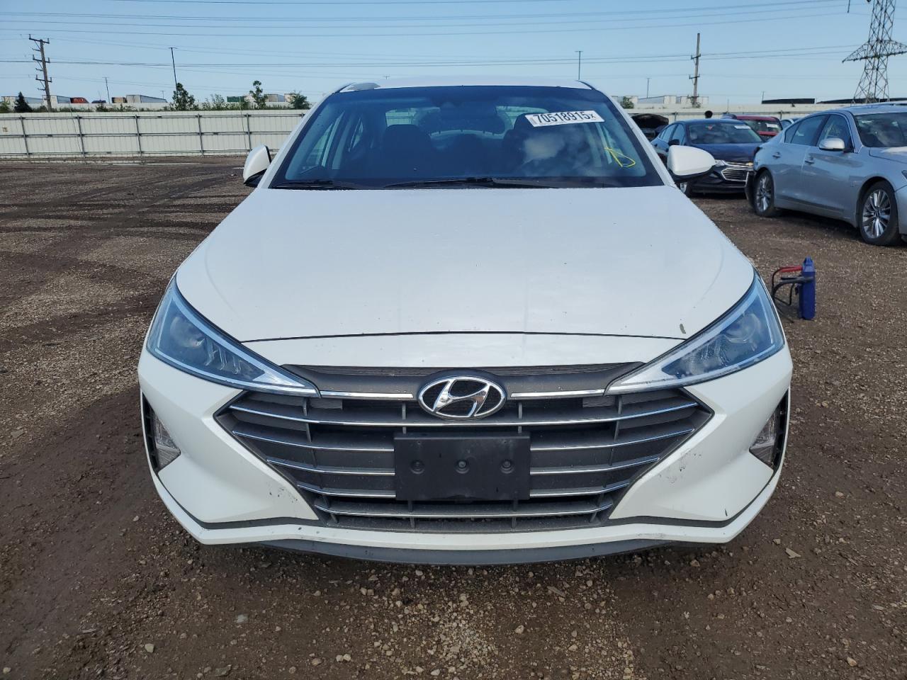 HYUNDAI ELANTRA SEL