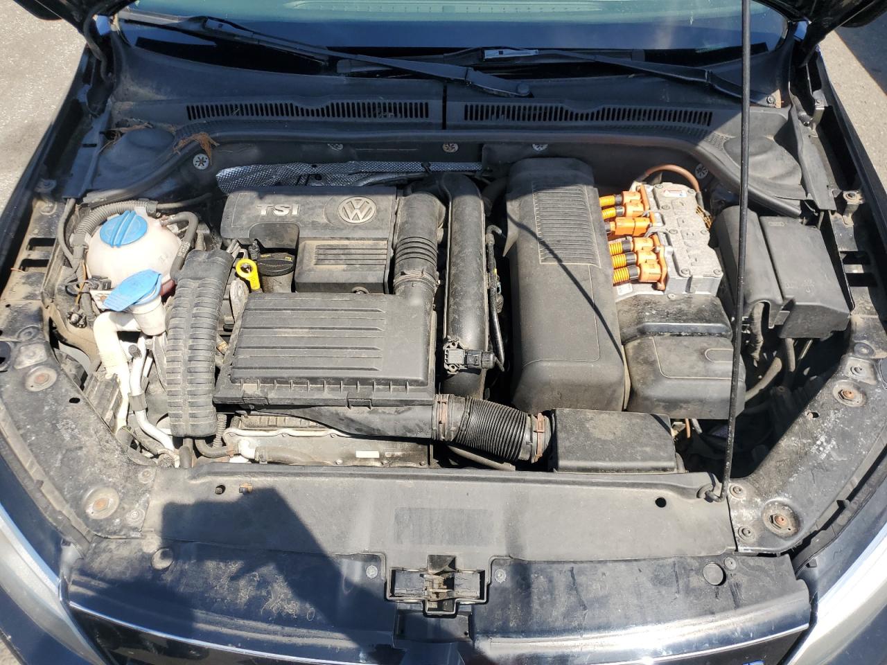 VOLKSWAGEN JETTA HYBRID