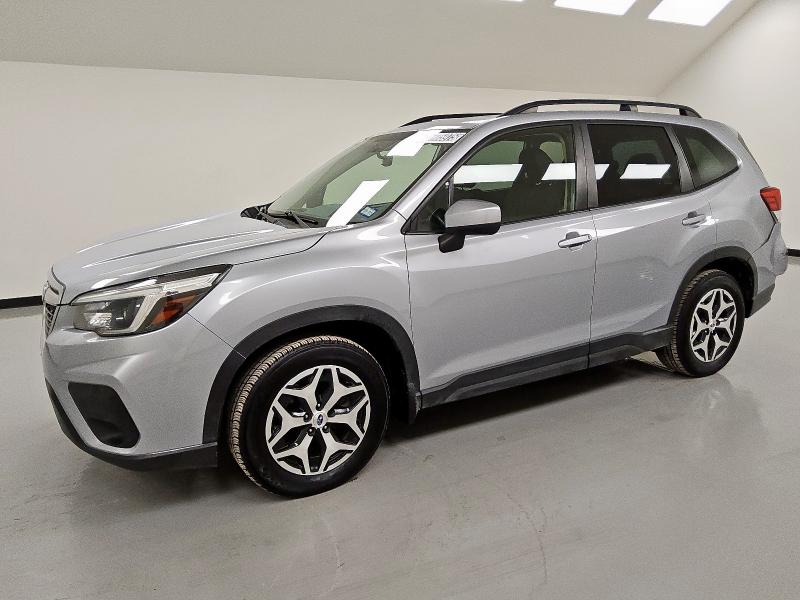 SUBARU FORESTER PREMIUM