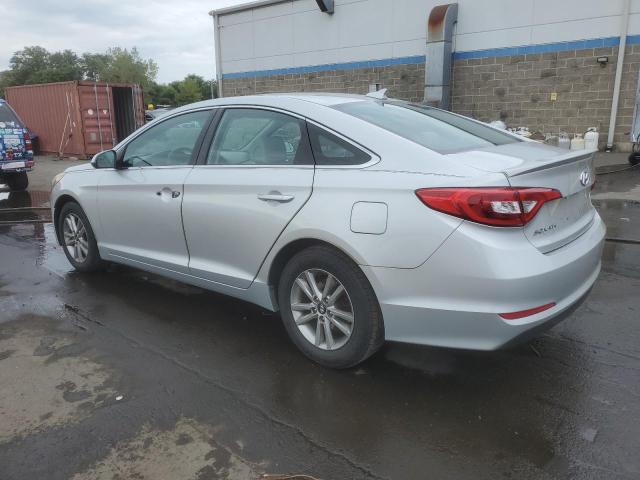 2015 HYUNDAI SONATA SE - 5NPE24AF9FH182660