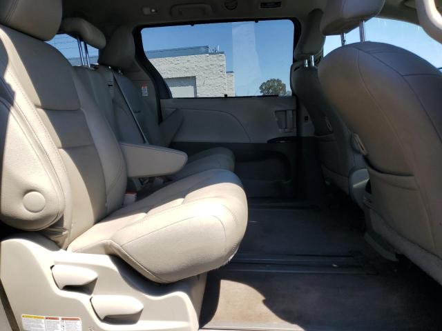 2017 TOYOTA SIENNA XLE 5TDYZ3DC8HS813027