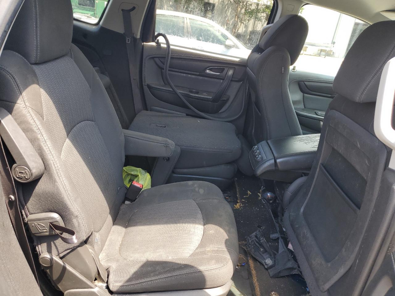 CHEVROLET TRAVERSE LT