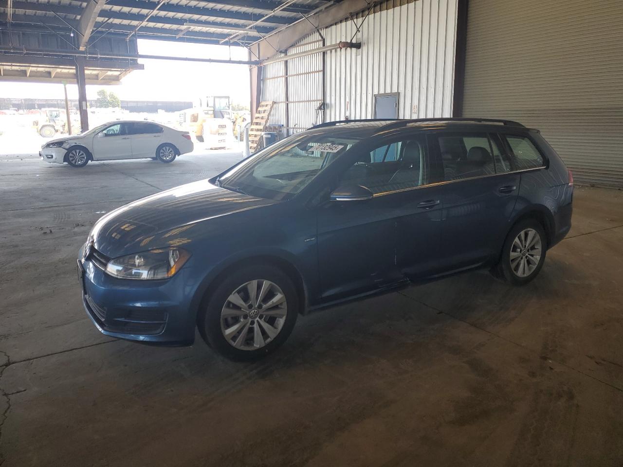 VOLKSWAGEN GOLF SPORTSVAN S