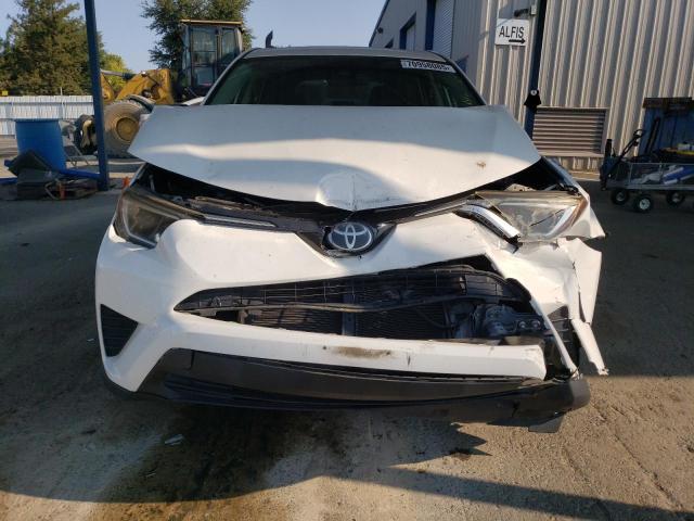 2017 TOYOTA RAV4 LE JTMZFREV4HJ140640