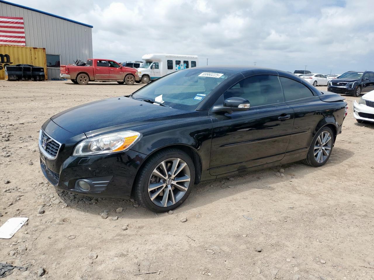 VOLVO C70 T5