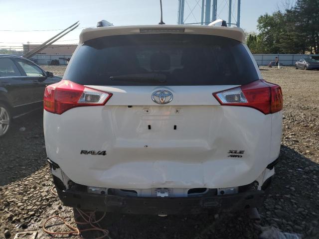 2015 TOYOTA RAV4 XLE JTMRFREV0FD168429