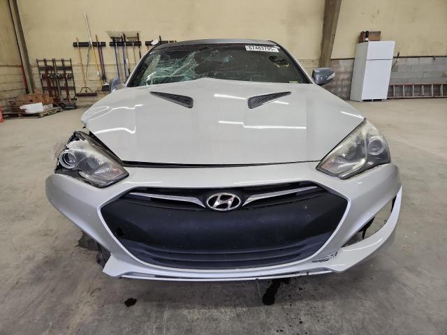 2016 HYUNDAI GENESIS CO KMHHT6KJ8GU136071