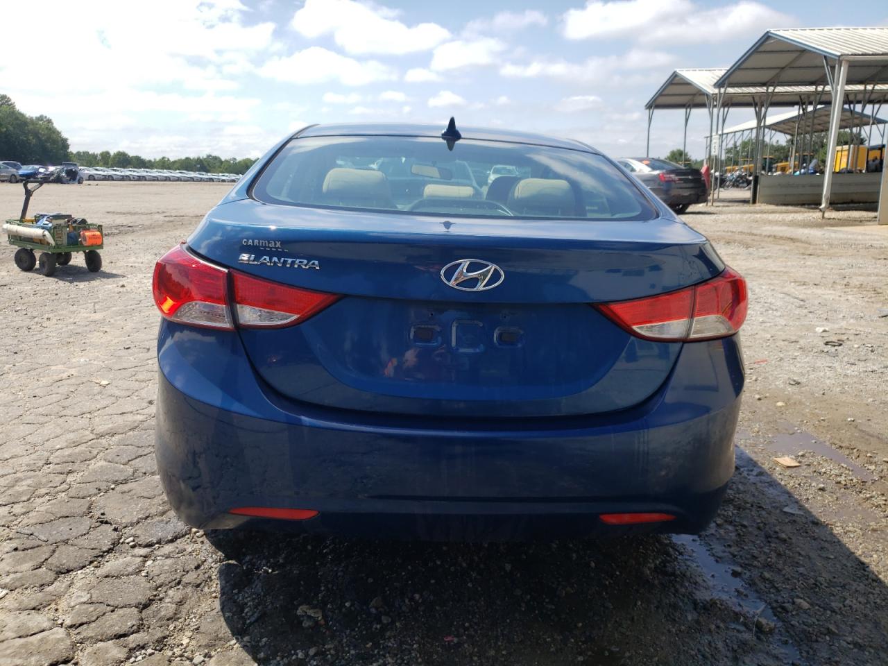 HYUNDAI ELANTRA GLS
