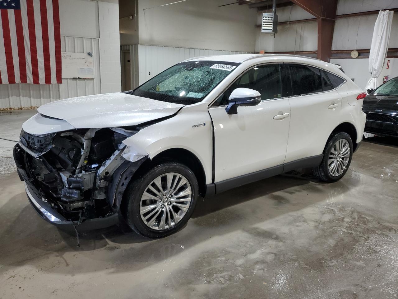TOYOTA VENZA LE