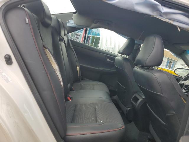 2015 TOYOTA CAMRY LE 4T1BF1FK3FU485768