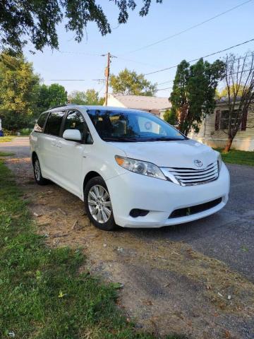 TOYOTA SIENNA LE 2017 white sports v gas 5TDJZ3DC5HS154518 photo #1