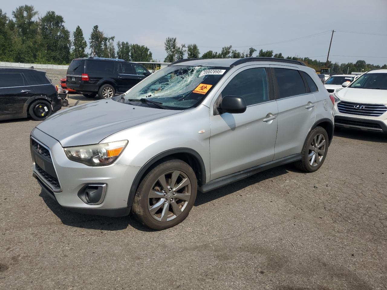 MITSUBISHI OUTLANDER LE