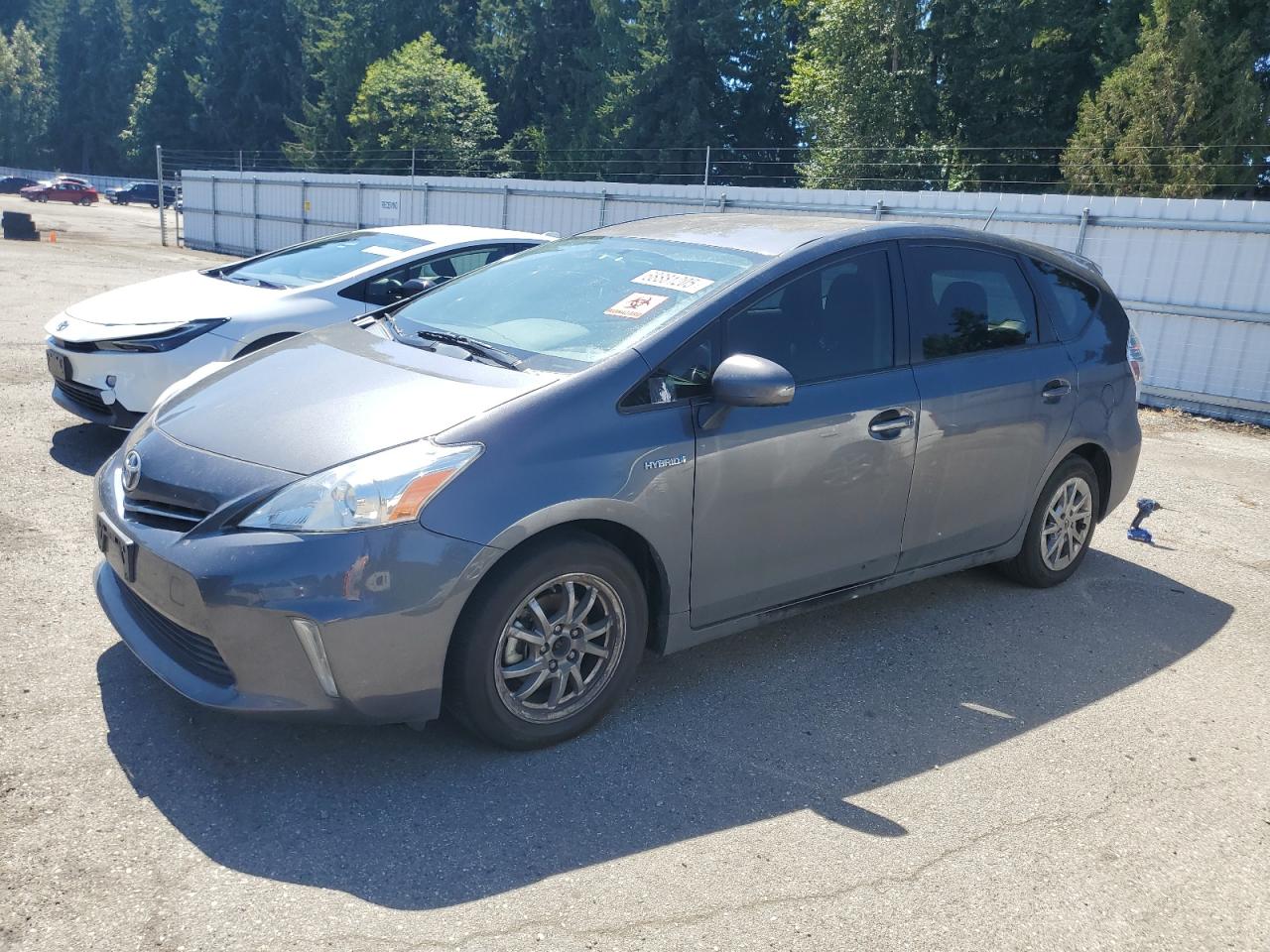 TOYOTA PRIUS V