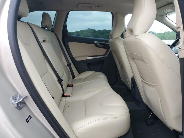 2017 VOLVO XC60 T5 IN YV440MDU1H2070092