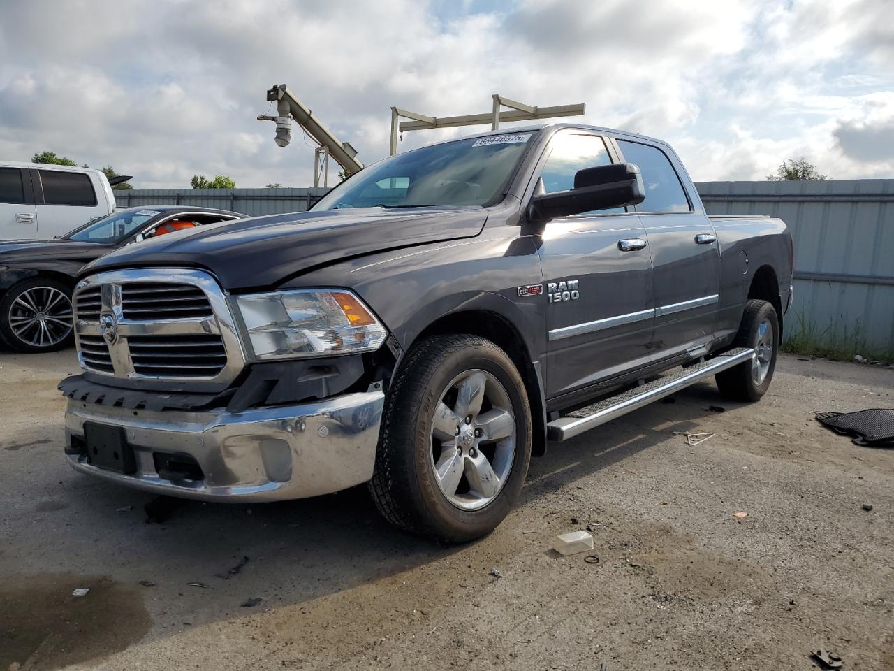RAM 1500 SLT