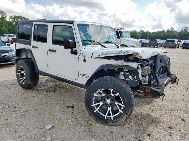 2017 JEEP WRANGLER U - 1C4BJWDG5HL742999