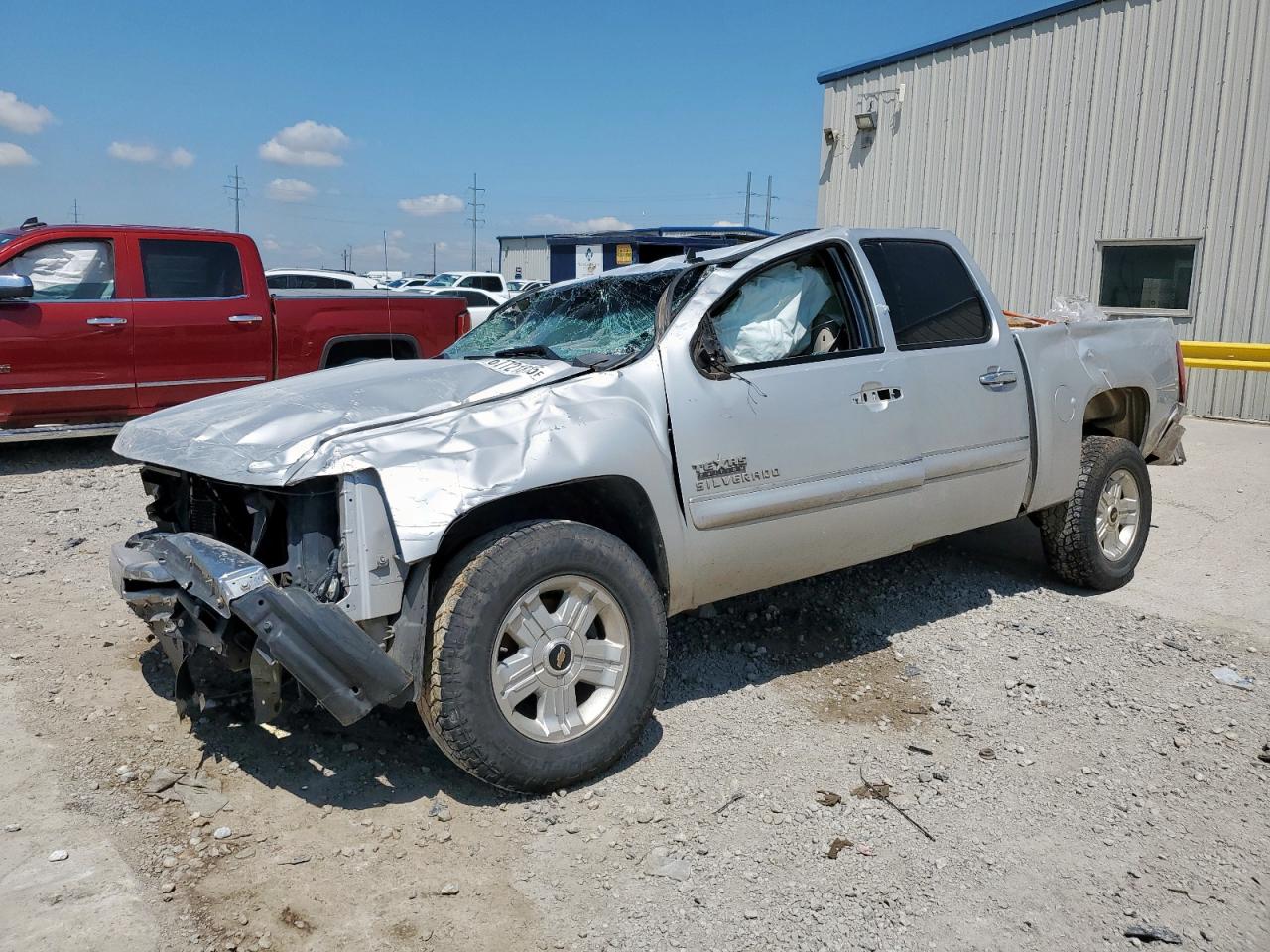 CHEVROLET SILVERADO C1500 LT