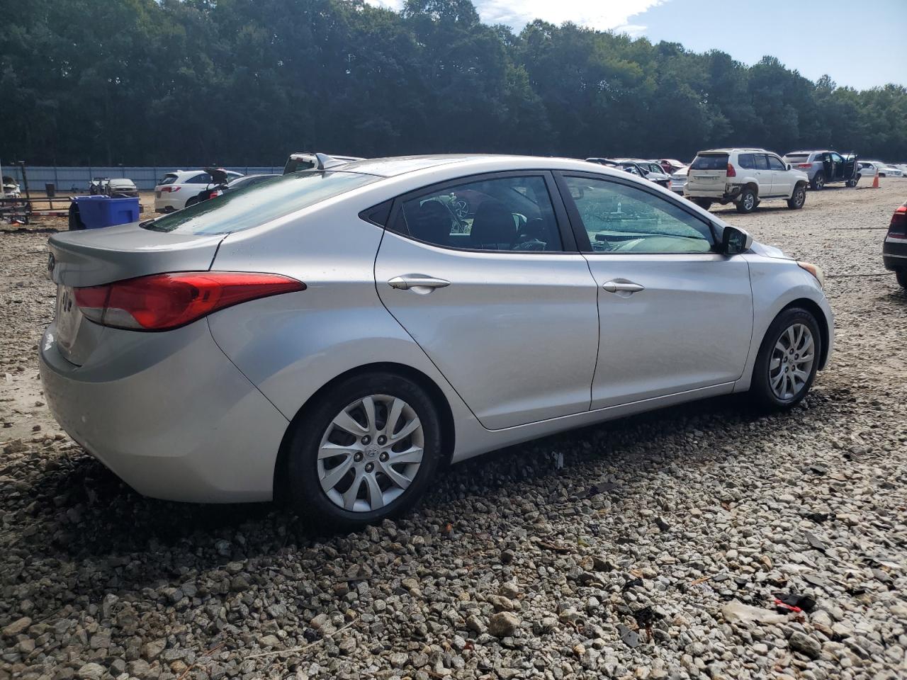 HYUNDAI ELANTRA GLS