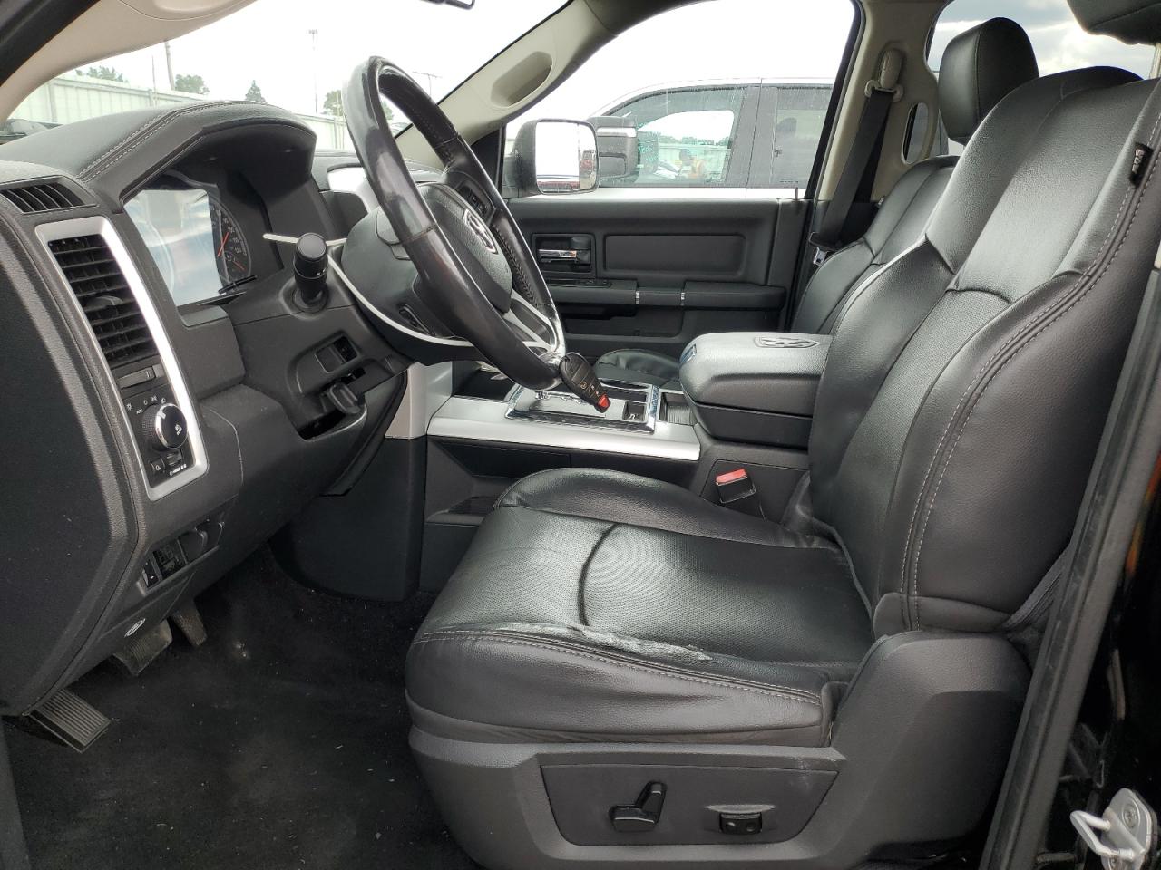 DODGE RAM 1500 SPORT