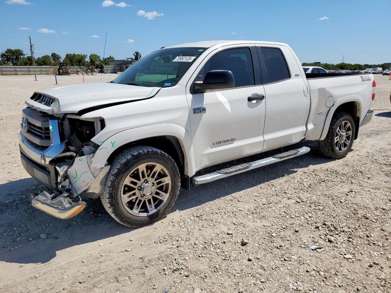 TOYOTA TUNDRA DOUBLE CAB SR