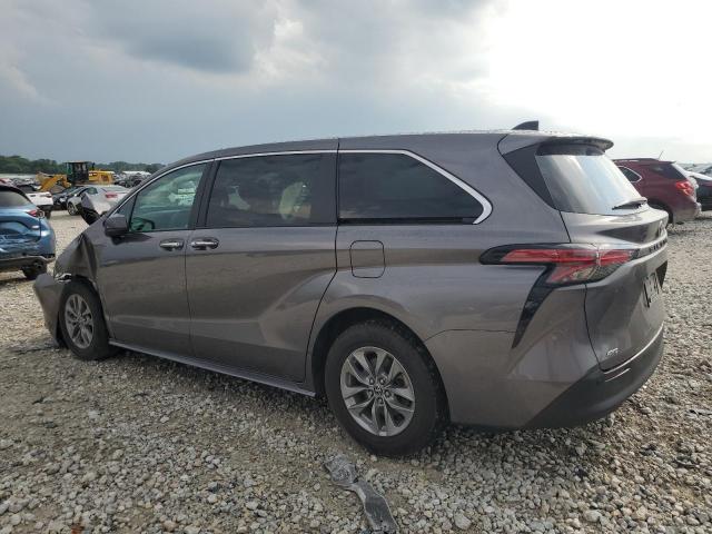 2022 TOYOTA SIENNA XLE 5TDYSKFC8NS041426