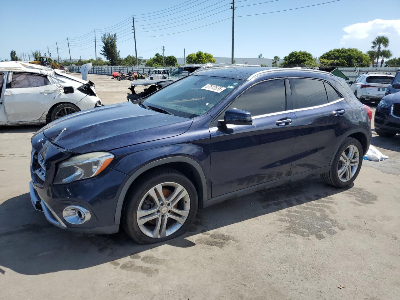 MERCEDES-BENZ GLA-CLASS 250