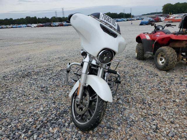 2016 HARLEY-DAVIDSON FLHX STREE 1HD1KBM19GB665683