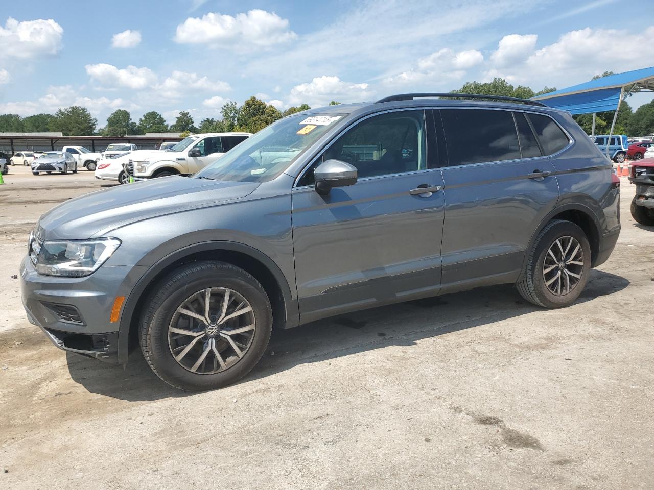 Lot #3239230120 2019 VOLKSWAGEN TIGUAN SE