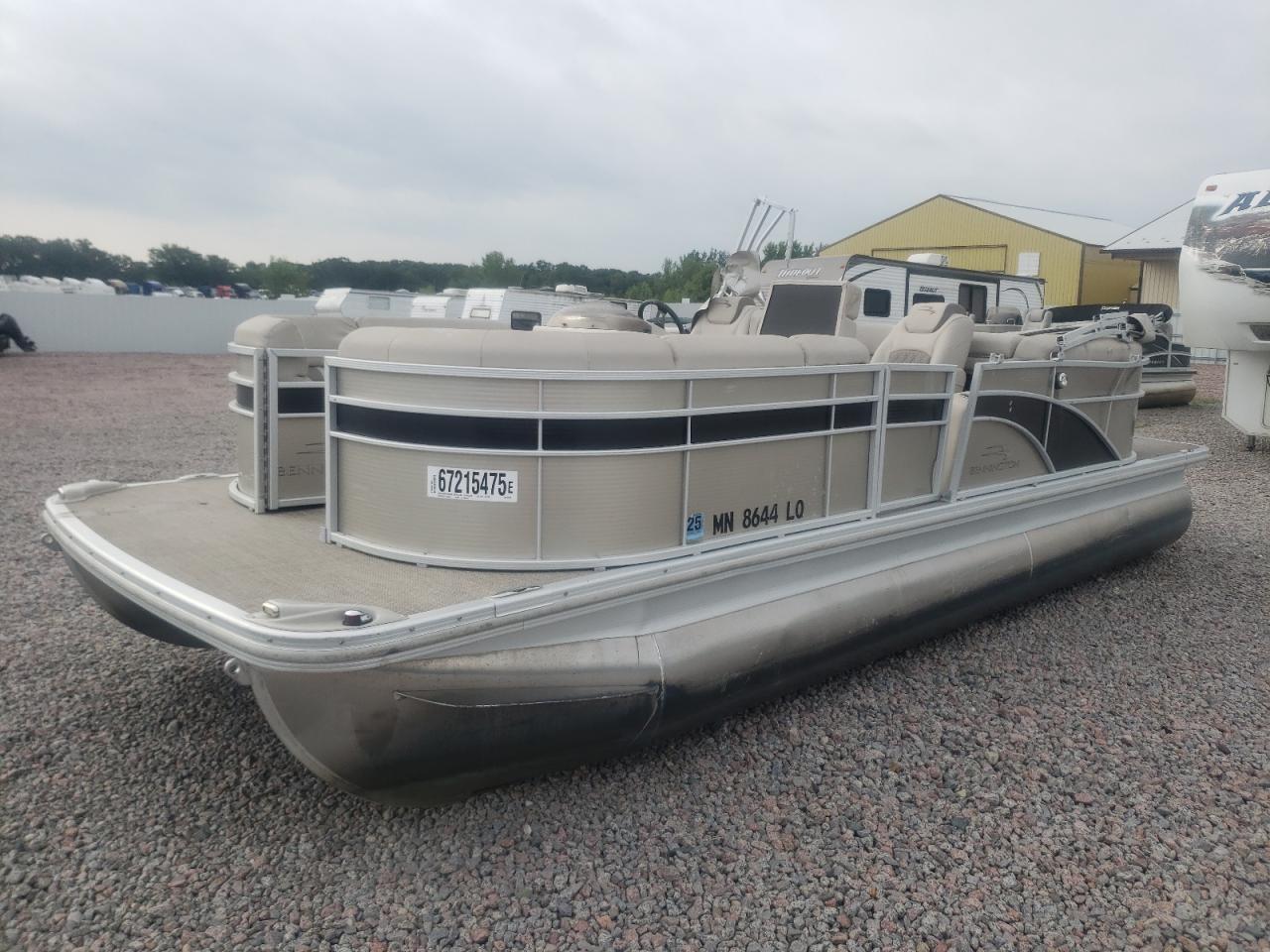 Lot #3226629778 2018 BENNINGTON MARINE PONTOON