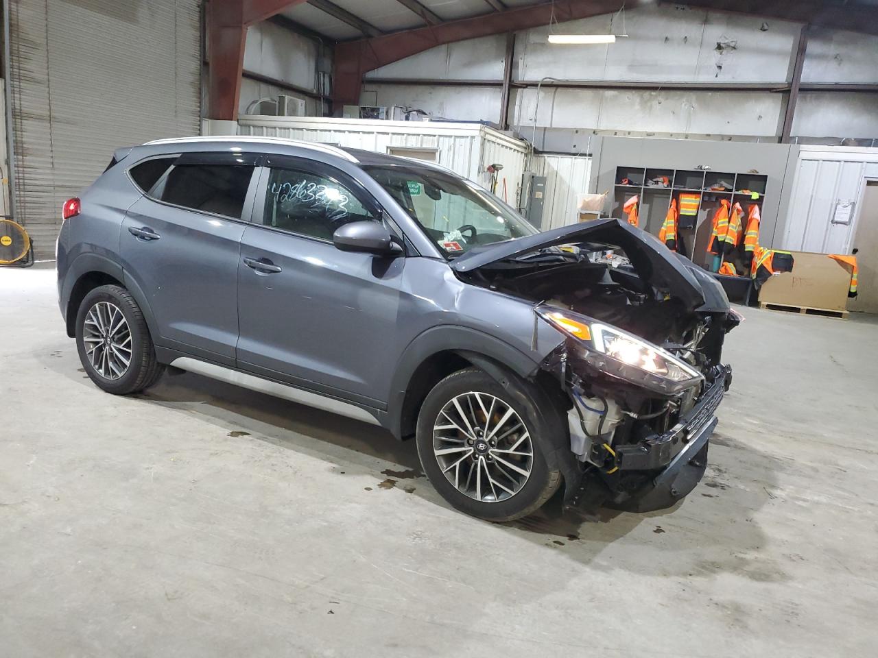 HYUNDAI TUCSON LIMITED