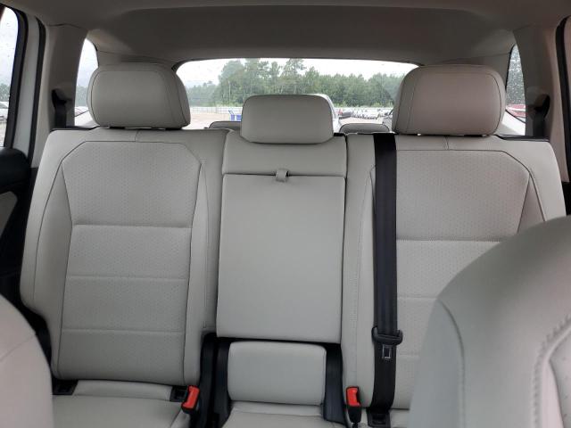 2018 VOLKSWAGEN TIGUAN SE 3VV3B7AXXJM209550