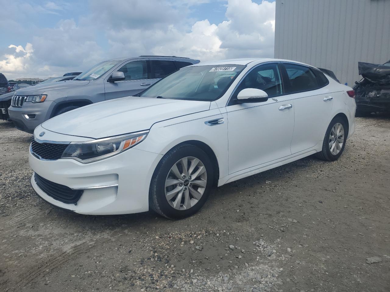 KIA OPTIMA LX