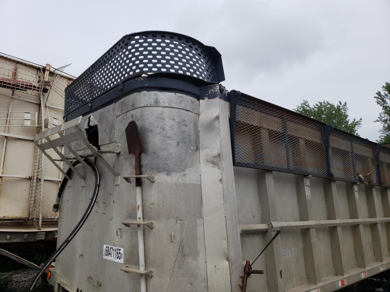 Lot #3215098600 1974 DUMP TRAILER