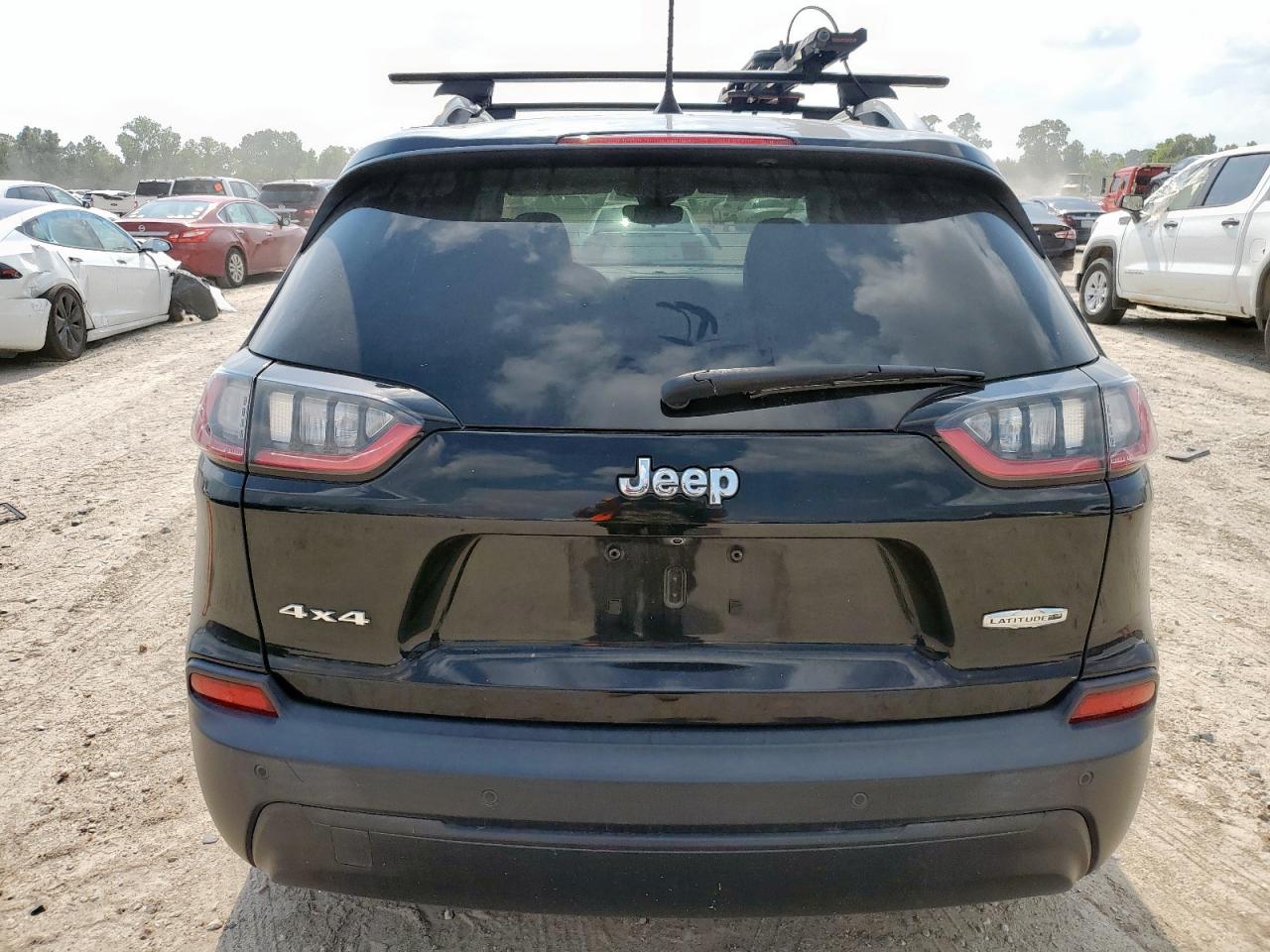 JEEP GRAND CHEROKEE LATITUDE PLUS