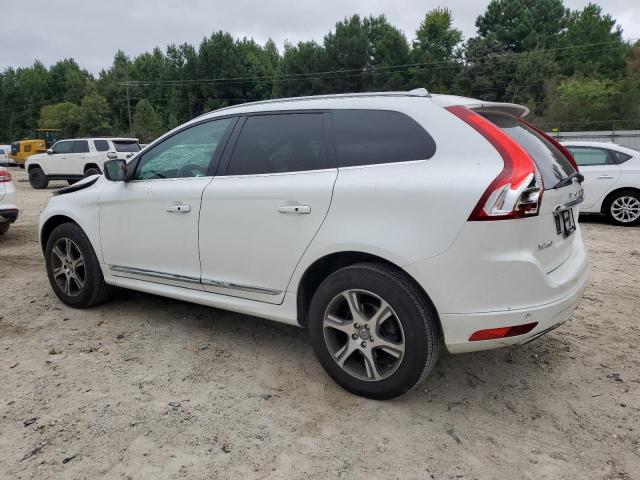 2015 VOLVO XC60 T6 PR YV4902RK4F2665856